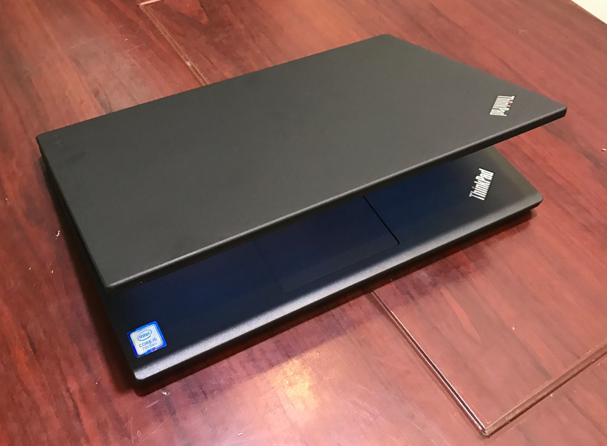 Lenovo ThinkPad X270-2.jpg